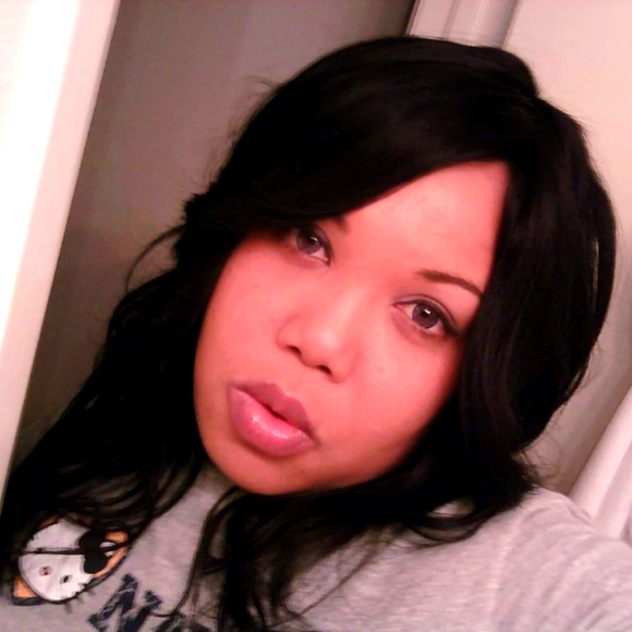 Meet your Posher, Alisha - Picture 1 of 1